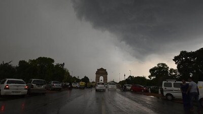 Rain lashes Delhi-NCR (Raj K Raj/HT PHOTO) Rain lashes Delhi-NCR (Raj K Raj/HT PHOTO)