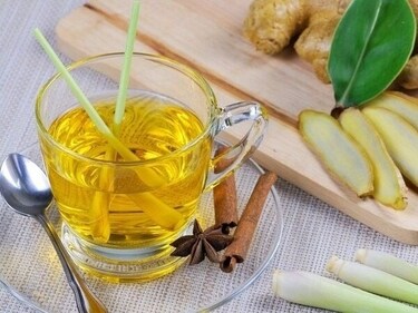 Lemongrass tea (Pinterest) Lemongrass tea (Pinterest)