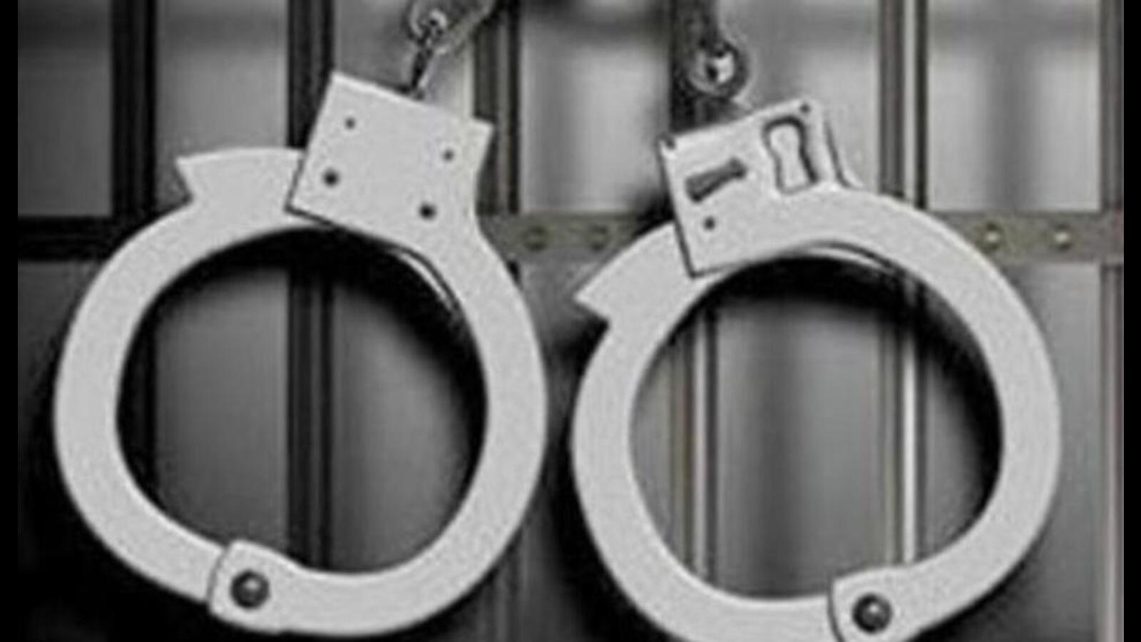 Sacked driver and aide held for killing woman, robbing her house - Vimarsana News