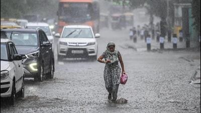 At Rajinder Nagar in New Delhi on Thursday. (Sanchit Khanna/HT Photo) At Rajinder Nagar in New Delhi on Thursday. (Sanchit Khanna/HT Photo)