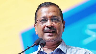 Chief minister Arvind Kejriwal on Thursday slammed lieutenant governor VK Saxena for sacking the 400 “specialists” hired by the Delhi government, including the 116 Delhi legislative assembly fellows. (HT Photo)