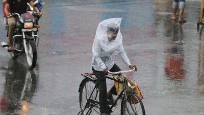 The Met office has issued a yellow alert, warning showers could flood low-lying areas and disrupt the flow of traffic on key roads. The Met office has issued a yellow alert, warning showers could flood low-lying areas and disrupt the flow of traffic on key roads.