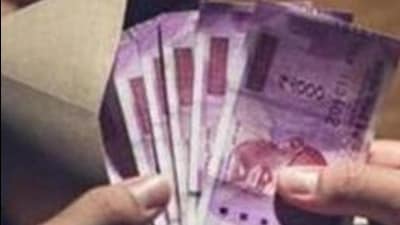 The Vigilance Bureau (VB) in Ludhiana on Thursday arrested an ayurveda doctor and a social activist while accepting a bribe of  ₹2 lakh from a petrol pump owner. (Representational image)