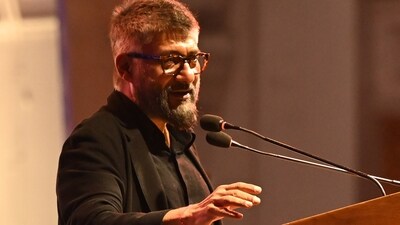 Vivek Agnihotri is currently working on The Vaccine War. (Hindustan Times)