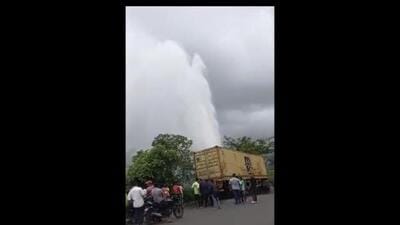 water pipeline from Hetawane Dam burst at Chirner Uran, hitting the water supply in several Navi Mumbai nodes (HT PHOTO) water pipeline from Hetawane Dam burst at Chirner Uran, hitting the water supply in several Navi Mumbai nodes (HT PHOTO)