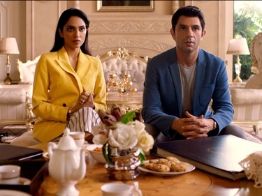 Sobhita Dhulipala and Arjun Mathur in a still from Made In Heaven season 1. Sobhita Dhulipala and Arjun Mathur in a still from Made In Heaven season 1.