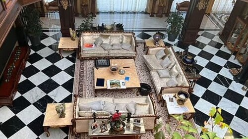 A view of the house with black and white marbles. (Izvestia) A view of the house with black and white marbles. (Izvestia)