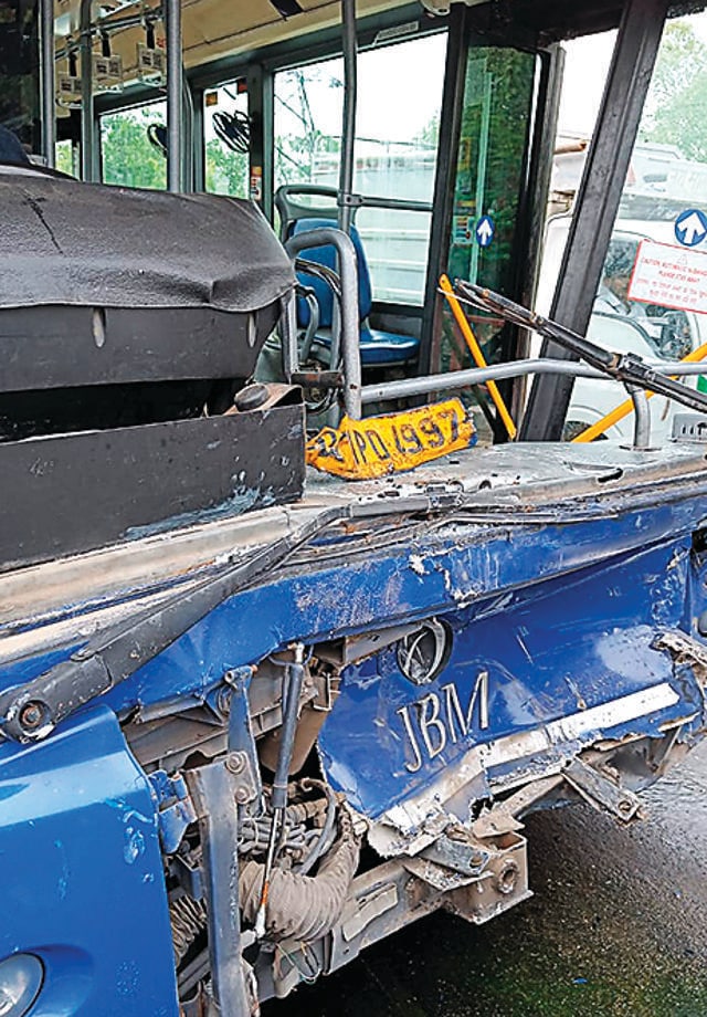 The front portion of the bus was also damaged. (HT Photo) The front portion of the bus was also damaged. (HT Photo)