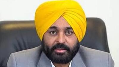 Punjab chief minister (CM) Bhagwant Mann on Friday wrote to Centre to increase the wage rate for the state under the Mahatma Gandhi National Rural Employment Guarantee Act (MGNREGA) to  ₹381.06, and bring it at par with the rate notified by state for unskilled agriculture worker. (HT File)
