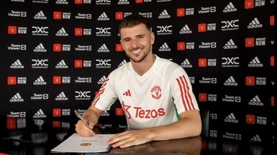 Mason Mount became Manchester United's first signing of the off-season (Twitter)
