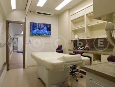 The 'ghost' train's cosmetology centre. (Dossier Centre) The 'ghost' train's cosmetology centre. (Dossier Centre)