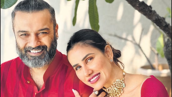 Ashesh Sajnani and Sonnalli A Sajnani née Seygall