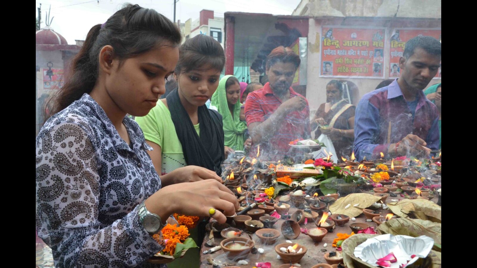 Agra gears up for Sawan festivities, first fair tomorrow - Vimarsana News