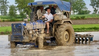 "It was an impromptu visit ... He interacted with the villagers and the farmers working in the fields. Rahulji also took part in paddy sowing and drove a tractor," Jagbeer Singh Malik, the Congress' MLA from Gohana in Sonipat was quoted as saying by news agency PTI. (PTI) "It was an impromptu visit ... He interacted with the villagers and the farmers working in the fields. Rahulji also took part in paddy sowing and drove a tractor," Jagbeer Singh Malik, the Congress' MLA from Gohana in Sonipat was quoted as saying by news agency PTI. (PTI)