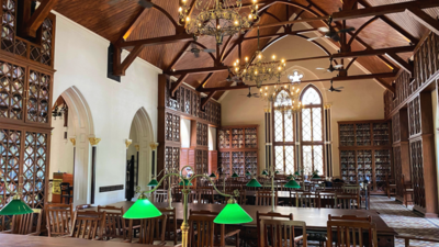 The newly renovated David Sassoon public library in Kala Ghoda, Mumbai. (Courtesy the author) The newly renovated David Sassoon public library in Kala Ghoda, Mumbai. (Courtesy the author)