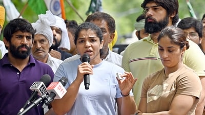 Wrestlers Vinesh Phogat, Sakshi Malik and Bajrang Punia speak with the media (Hindustan Times) Wrestlers Vinesh Phogat, Sakshi Malik and Bajrang Punia speak with the media (Hindustan Times)