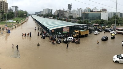 A view of heavily water logged street at Gurugram-Sohna road at Subhash chowk near Celebration Mall, in Gurugram on Sunday. (Parveen Kumar/HT Photo) A view of heavily water logged street at Gurugram-Sohna road at Subhash chowk near Celebration Mall, in Gurugram on Sunday. (Parveen Kumar/HT Photo)