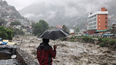 "Today, on Sunday at around 07:15 in the morning, according to the information received from the District Disaster Management Authority, Mandi, six people were trapped in their homes due to the rise in the water level of Vyas River in the lower market of Pandoh. Safely evacuated by the SDRF Mandi team," HP SDRF tweeted. (AP) "Today, on Sunday at around 07:15 in the morning, according to the information received from the District Disaster Management Authority, Mandi, six people were trapped in their homes due to the rise in the water level of Vyas River in the lower market of Pandoh. Safely evacuated by the SDRF Mandi team," HP SDRF tweeted. (AP)