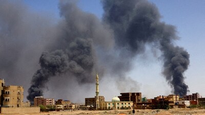 Smoke rises above buildings after aerial bombardments during clashes between the paramilitary Rapid Support Forces and the army in Khartoum. (REUTERS)