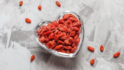 A strong immune system is better equipped to defend against pathogens and maintain overall health. Goji berries are also a good source of vitamin C, a nutrient known for its role in immune function (Freepik)