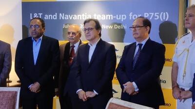 L&T CEO SN Subrahmanyan, Spanish ambassador José Domínguez and Navatia vice president Augustin Alvarez Blanco at an event to sign a pact to bid for Indian submarine programme (HT Photo) L&T CEO SN Subrahmanyan, Spanish ambassador José Domínguez and Navatia vice president Augustin Alvarez Blanco at an event to sign a pact to bid for Indian submarine programme (HT Photo)