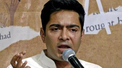 Supreme Court refuses to interfere with high court order allowing central agencies to probe Abhishek Banerjee in SSC scam case. (ANI) Supreme Court refuses to interfere with high court order allowing central agencies to probe Abhishek Banerjee in SSC scam case. (ANI)