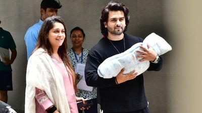 Dipika Kakar and Shoaib Ibrahim with their baby outside hospital. (Varinder Chawla) Dipika Kakar and Shoaib Ibrahim with their baby outside hospital. (Varinder Chawla)