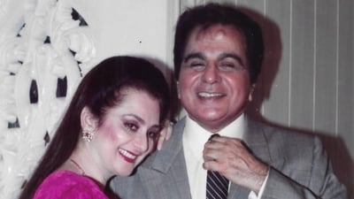 Saira Banu posted an old photo with Dilip Kumar. Saira Banu posted an old photo with Dilip Kumar.