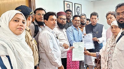 Facing closure, unauthorised schools urge govt to relax rules Facing closure, unauthorised schools urge govt to relax rules