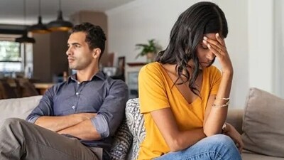 We often feel that a new relationship will demand more time and energy from our end, and eventually we will end up losing our individuality and originality. (Unsplash) We often feel that a new relationship will demand more time and energy from our end, and eventually we will end up losing our individuality and originality. (Unsplash)