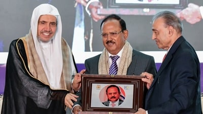 National Security Advisor Ajit Doval being felicitated by Saudi Arabia leader and Muslim World League Secretary General Sheikh Dr Mohammed bin Abdulkarim Al-Issa during an event, at the India Islamic Cultural Centre in New Delhi on Tuesday. (ANI) National Security Advisor Ajit Doval being felicitated by Saudi Arabia leader and Muslim World League Secretary General Sheikh Dr Mohammed bin Abdulkarim Al-Issa during an event, at the India Islamic Cultural Centre in New Delhi on Tuesday. (ANI)