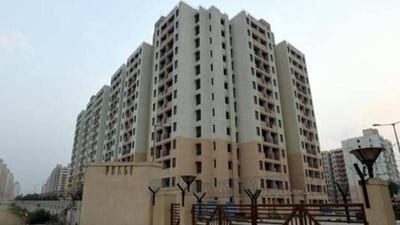 DDA launched its housing scheme for over 5,600 flats across all categories at various locations of the national capital on June 30. (HT Archive) DDA launched its housing scheme for over 5,600 flats across all categories at various locations of the national capital on June 30. (HT Archive)