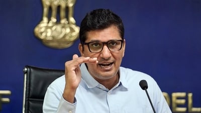 Delhi minister Saurabh Bharadwaj alleged that three unidentified people were seen entering the AAP’s headquarters in Rouse Avenue while a few others waited outside. (HT_PRINT) Delhi minister Saurabh Bharadwaj alleged that three unidentified people were seen entering the AAP’s headquarters in Rouse Avenue while a few others waited outside. (HT_PRINT)