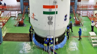 Chandrayaan-3 has more fuel-carrying capacity than the earlier mission and the landing legs have been strengthened. Embedded with more sensors, it has bigger solar panels to produce more energy. (Isro) Chandrayaan-3 has more fuel-carrying capacity than the earlier mission and the landing legs have been strengthened. Embedded with more sensors, it has bigger solar panels to produce more energy. (Isro)