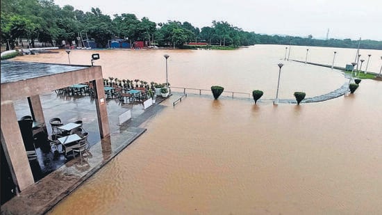 An inundated Lake Club after torrential rains in Chandigarh on Monday. (Ravi Kumar/HT)