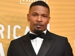 In a video shared on Instagram by user Quan Ellis, Jamie Foxx is seen retrieving a woman's lost purse in Chicago. In a video shared on Instagram by user Quan Ellis, Jamie Foxx is seen retrieving a woman's lost purse in Chicago.