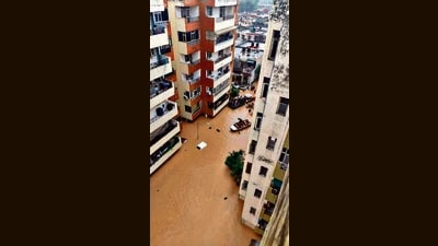 As water from the swollen Ghaggar river entered Gulmohar Enclave in Dera Bassi past Saturday midnight, residents of nearly 200 flats had to be rescued by NDRF through boats. (Sant Arora/HT) As water from the swollen Ghaggar river entered Gulmohar Enclave in Dera Bassi past Saturday midnight, residents of nearly 200 flats had to be rescued by NDRF through boats. (Sant Arora/HT)