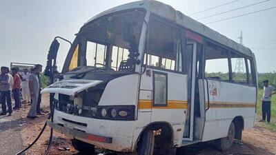 Police said that bus was carrying passengers beyond its capacity (HT Photo)