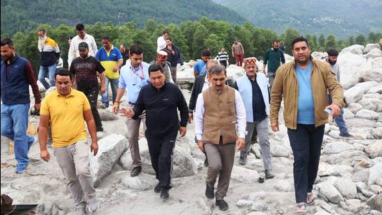 After visiting the flood-hit areas of Kullu district on Tuesday, the CM reached out to the relief camps. (HT Photo)