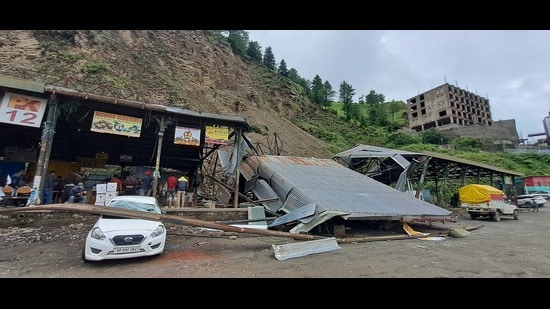 At a time when floods have devasted parts of Himachal , top women police officers are leading from the front in rescue operations. (Deepak Sansta/HT)