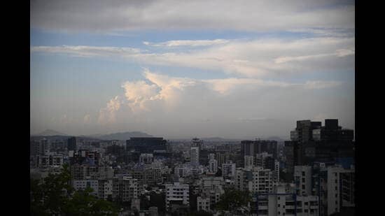 The IMD has issued a yellow alert for these areas. Other districts in the state are most likely to receive light rainfall during this period (HT PHOTO)