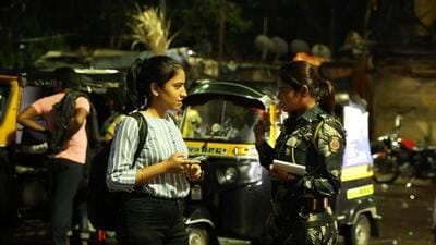 A Damini marshal cop helping a woman in Pune. The city police have increased the count of Damini marshal squad comprising women cops from 36 to 41. (HT) A Damini marshal cop helping a woman in Pune. The city police have increased the count of Damini marshal squad comprising women cops from 36 to 41. (HT)