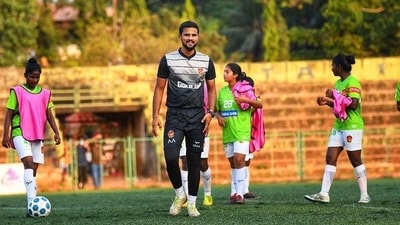 Anthony Andrews in a training session with the Gokulam Kerala FC Women's team. (Anthony Andrews/Instagram) Anthony Andrews in a training session with the Gokulam Kerala FC Women's team. (Anthony Andrews/Instagram)