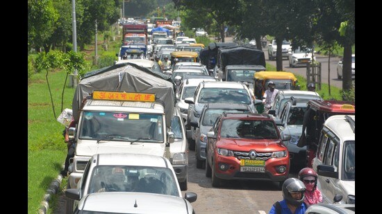 Traffic from Hallomajra towards Panchkula via the Mauli Jagran RUB was resumed around 12 pm, while the other side of the road, connecting Panchkula, Baltana, Raipur Rani and Vikas Nagar to Mauli Jagran and Hallomajra, was opened around 1.45 pm. (Sant Arora/HT)