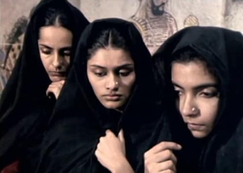 A scene from Rukmavati Ki Haveli (1991) (Film still) A scene from Rukmavati Ki Haveli (1991) (Film still)