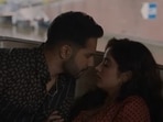 Dil Se Dil Tak: Janhvi Kapoor and Varun Dhawan's romantic song is here. Dil Se Dil Tak: Janhvi Kapoor and Varun Dhawan's romantic song is here.