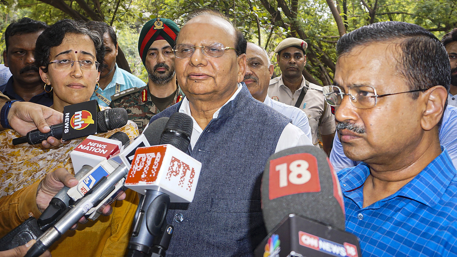 'I, too, can say a lot of things but…': Delhi L-G in front of Arvind Kejriwal | Latest News Delhi - Vimarsana News