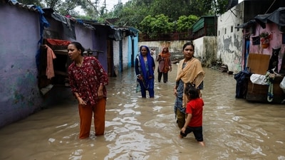 Residential areas are submerged in a deluge of floodwater as the Yamuna River rises following heavy monsoon rain in the national capital. (Reuters)