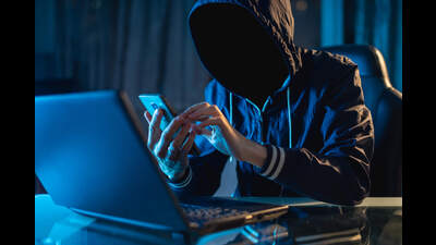 Nowadays incidents of cyber fraud are on the rise. Customers from India Post Payment Bank also may get a fraudulent call, which asks them to share personal details or to download an app. (REPRESENTATIVE PIC) Nowadays incidents of cyber fraud are on the rise. Customers from India Post Payment Bank also may get a fraudulent call, which asks them to share personal details or to download an app. (REPRESENTATIVE PIC)