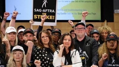 SAG-AFTRA represents some 160,000 actors -- everyone from A-list stars such as Meryl Streep, Jennifer Lawrence and Glenn Close to day players who do small roles on television series. (REUTERS)